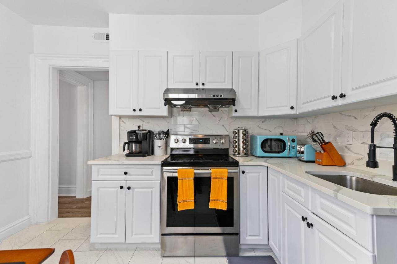 Orange Oasis In The Heart Of East Rock With Free Parking Near Dt And Yale Apartamento New Haven Exterior foto